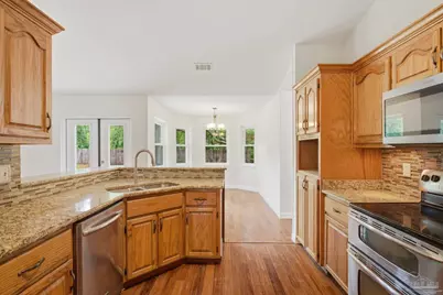 9318 Lucian Ct, Navarre, FL 32566 - Photo 19