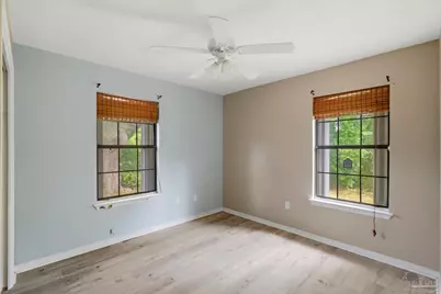 1125 W Scott St, Pensacola, FL 32501 - Photo 11