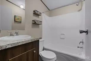 5205 Kee Memorial Dr, Pensacola, FL 32507 - Photo 37