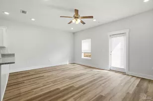 9422 Nature Crk Ln, Pensacola, FL 32526 - Photo 7