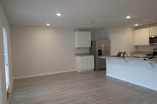 5926 Laurel Oak Dr, Pensacola, FL 32526 - Photo 7