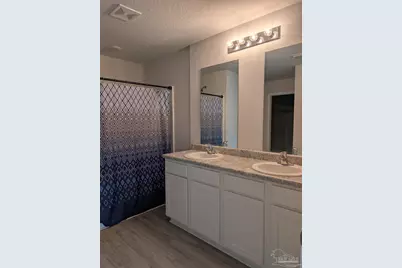 5926 Laurel Oak Dr, Pensacola, FL 32526 - Photo 17