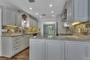 449 Man O War Cir, Cantonment, FL 32533 - Photo 5