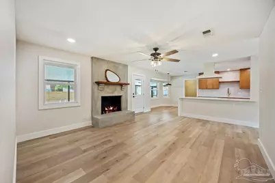 635 Whitney Dr, Pensacola, FL 32503 - Photo 7