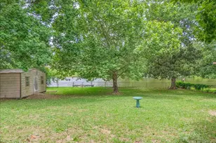 6209 E Shore Dr, Pensacola, FL 32505 - Photo 37