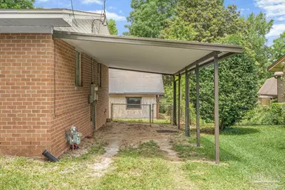 6209 E Shore Dr, Pensacola, FL 32505 - Photo 5