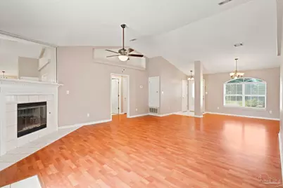 6000 Yellow Rose Dr, Pensacola, FL 32526 - Photo 9