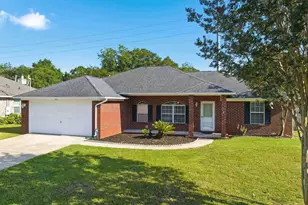 6000 Yellow Rose Dr, Pensacola, FL 32526 - Photo 1