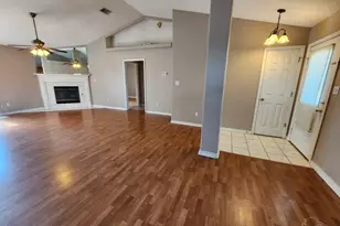 6000 Yellow Rose Dr, Pensacola, FL 32526 - Photo 3