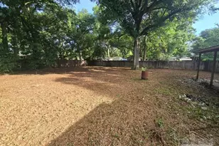 5117 W Spencer Field Rd, Pace, FL 32571 - Photo 9