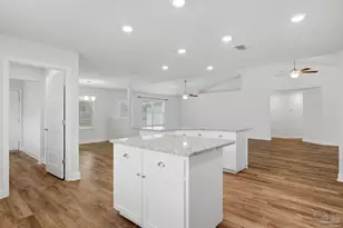 5176 Emmaline Ln, Milton, FL 32570 - Photo 11