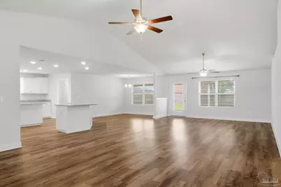 5176 Emmaline Ln, Milton, FL 32570 - Photo 5