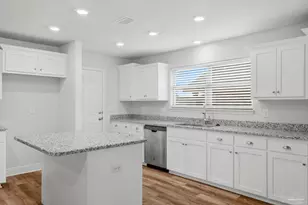 5176 Emmaline Ln, Milton, FL 32570 - Photo 13