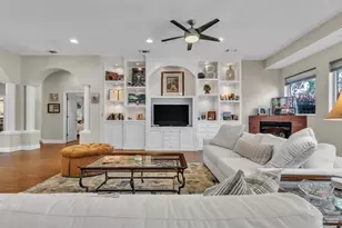 921 Shalimar Point Dr, Shalimar, FL 32579 - Photo 3