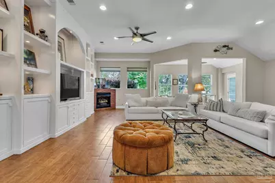 921 Shalimar Point Dr, Shalimar, FL 32579 - Photo 13