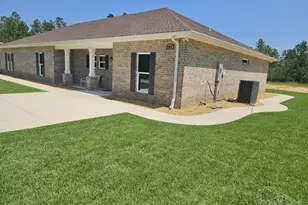 5801 San Blas St, Milton, FL 32583 - Photo 3