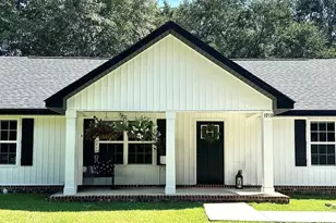 1910 W Kingsfield Rd, Cantonment, FL 32533 - Photo 1
