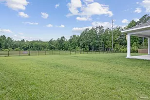 906 Windhill Dr, Cantonment, FL 32533 - Photo 5