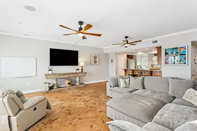 72 Ft Pickens Rd, Pensacola Beach, FL 32561 - Photo 11