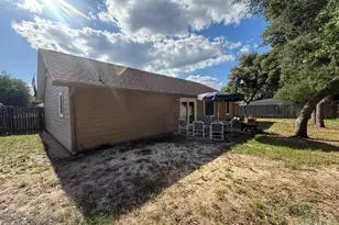 2706 Woodbury Ct, Navarre, FL 32566 - Photo 7