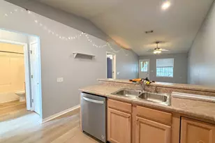 8005 Stonebrook Dr, Pensacola, FL 32514 - Photo 5