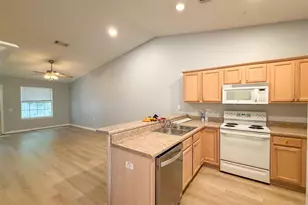 8005 Stonebrook Dr, Pensacola, FL 32514 - Photo 3