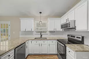 4360 Marilyn Ct, Gulf Breeze, FL 32563 - Photo 13
