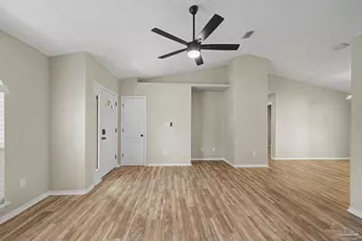 4360 Marilyn Ct, Gulf Breeze, FL 32563 - Photo 7