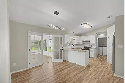 4360 Marilyn Ct, Gulf Breeze, FL 32563 - Photo 9