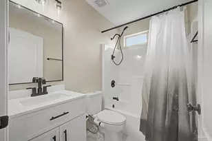 4360 Marilyn Ct, Gulf Breeze, FL 32563 - Photo 19