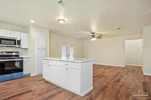 715 Edwards St, Pensacola, FL 32507 - Photo 21