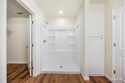 715 Edwards St, Pensacola, FL 32507 - Photo 27