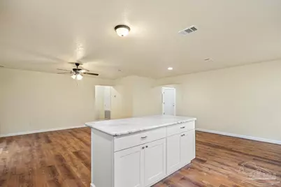 715 Edwards St, Pensacola, FL 32507 - Photo 29