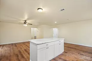 715 Edwards St, Pensacola, FL 32507 - Photo 29
