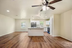 715 Edwards St, Pensacola, FL 32507 - Photo 17