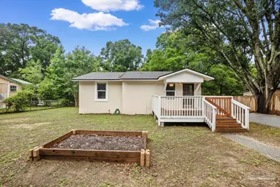 671 Georgia St, Crestview, FL 32536 - Photo 1