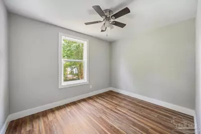 671 Georgia St, Crestview, FL 32536 - Photo 9