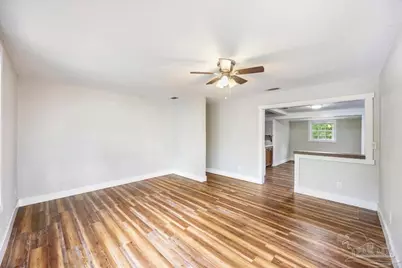 671 Georgia St, Crestview, FL 32536 - Photo 5