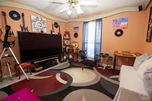 8213 Hartington Dr, Navarre, FL 32566 - Photo 21