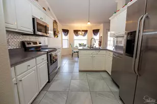 8213 Hartington Dr, Navarre, FL 32566 - Photo 9