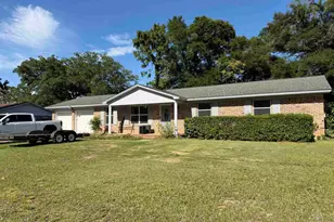 8108 Ridgefield Rd, Pensacola, FL 32514 - Photo 17