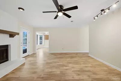 1305 Calcutta Dr, Gulf Breeze, FL 32563 - Photo 21