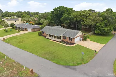 1305 Calcutta Dr, Gulf Breeze, FL 32563 - Photo 45