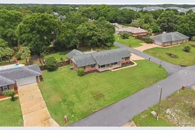 1305 Calcutta Dr, Gulf Breeze, FL 32563 - Photo 51