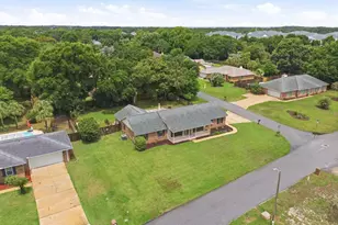 1305 Calcutta Dr, Gulf Breeze, FL 32563 - Photo 51