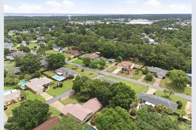 1305 Calcutta Dr, Gulf Breeze, FL 32563 - Photo 49