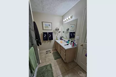 147 Kevin Dr, Gulf Breeze, FL 32561 - Photo 9