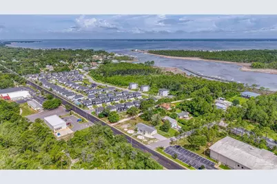 13690 Innerarity Pt Rd, Pensacola, FL 32507 - Photo 21