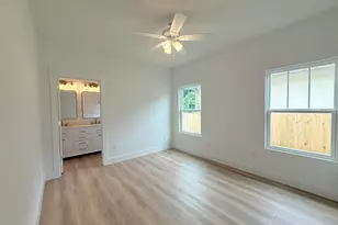 1901 N Davis Hwy, Pensacola, FL 32503 - Photo 11