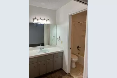 211 Cordoba St, Gulf Breeze, FL 32561 - Photo 13